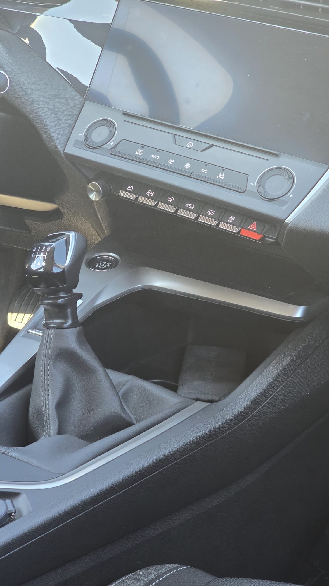 PEUGEOT 308 GASOLINA 2023 SEMI NOVO