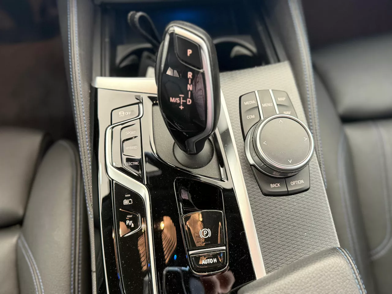 BMW 530 e HIBRIDO PLUG-IN