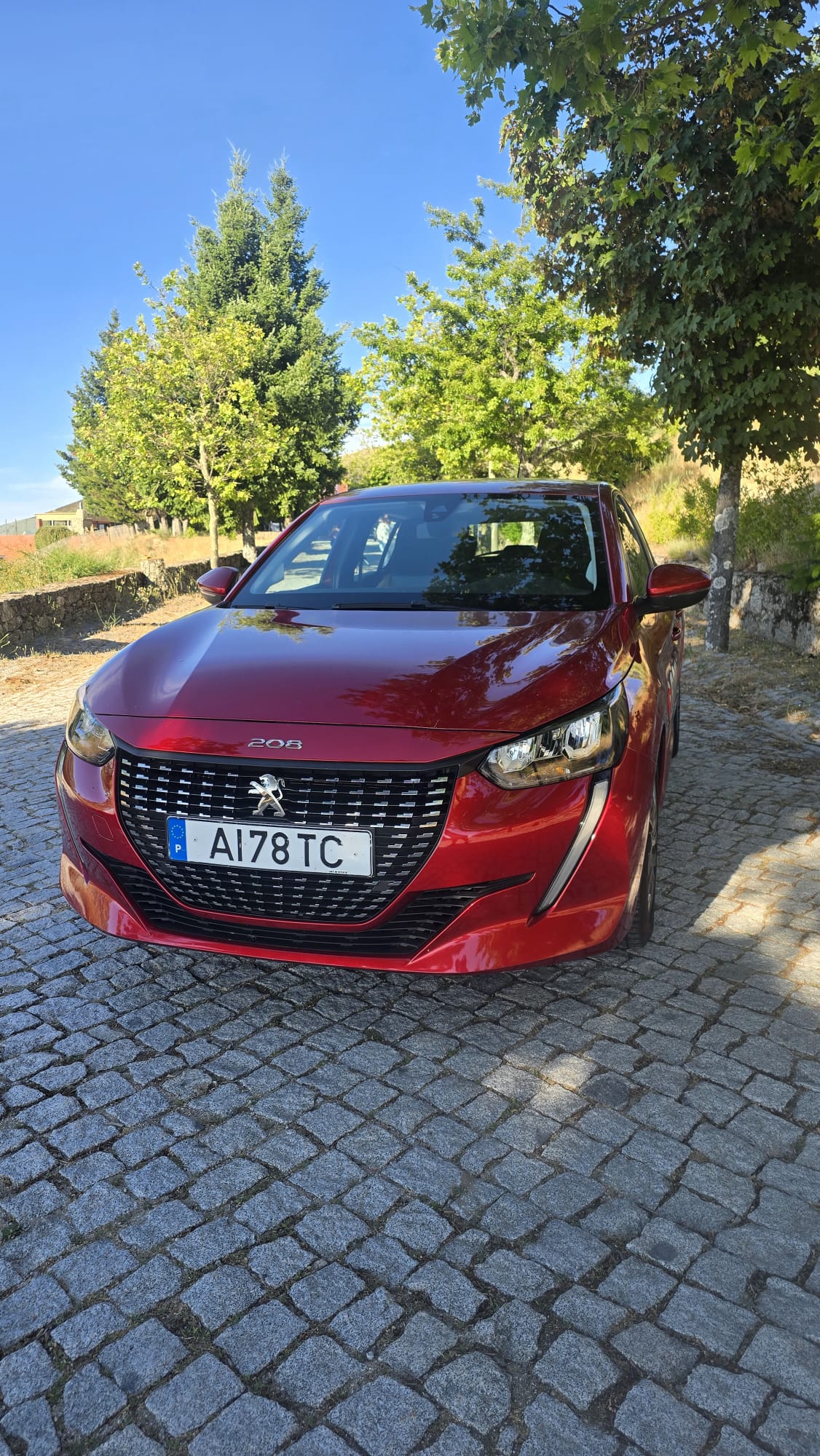 POEUGEOT 208 DIESEL