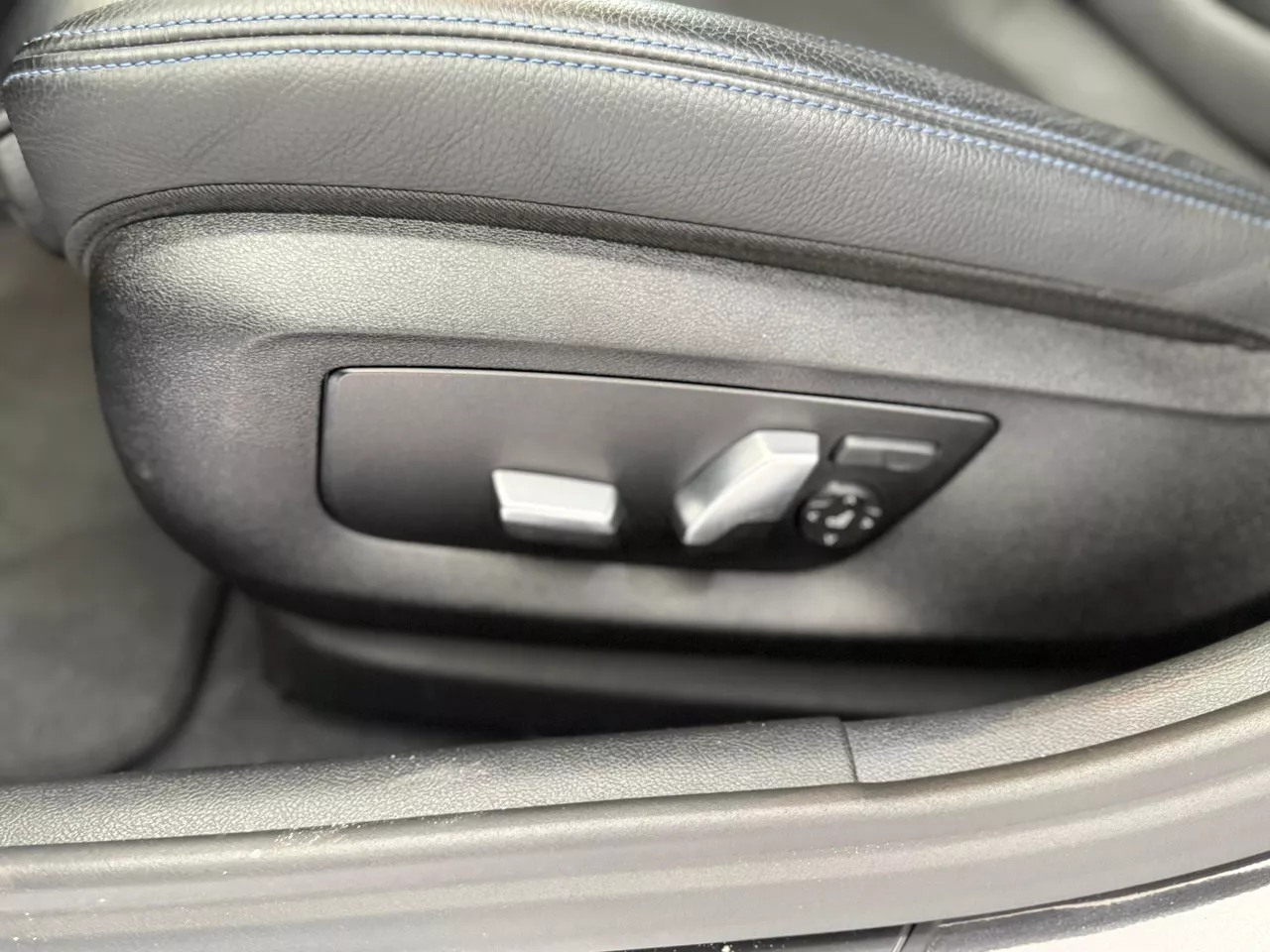 BMW 530 e HIBRIDO PLUG-IN