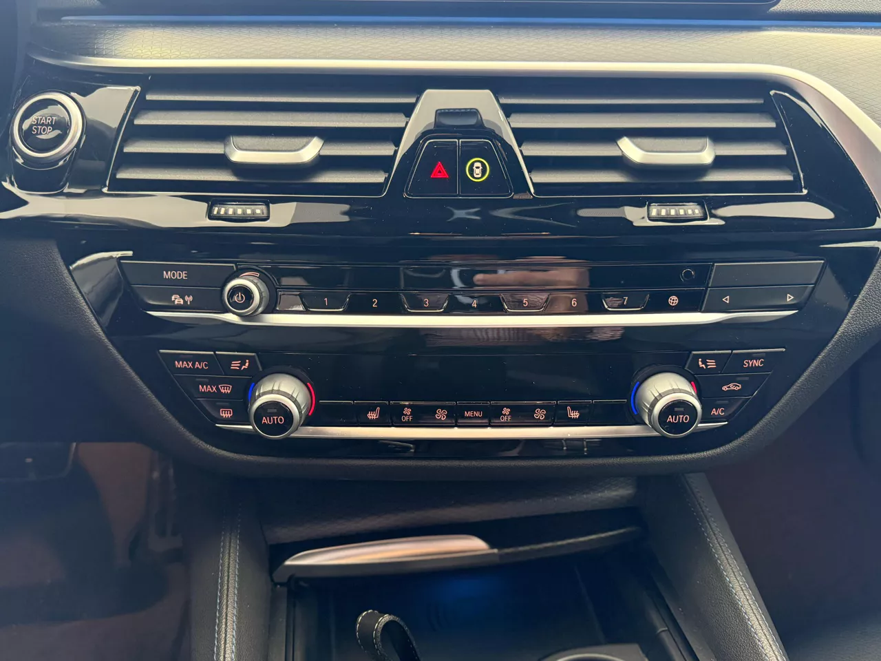 BMW 530 e HIBRIDO PLUG-IN